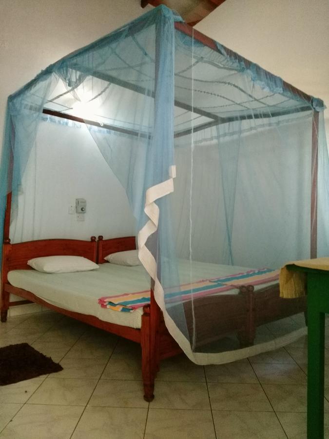 Sunnys Beach Guest House هيكادوفا المظهر الخارجي الصورة