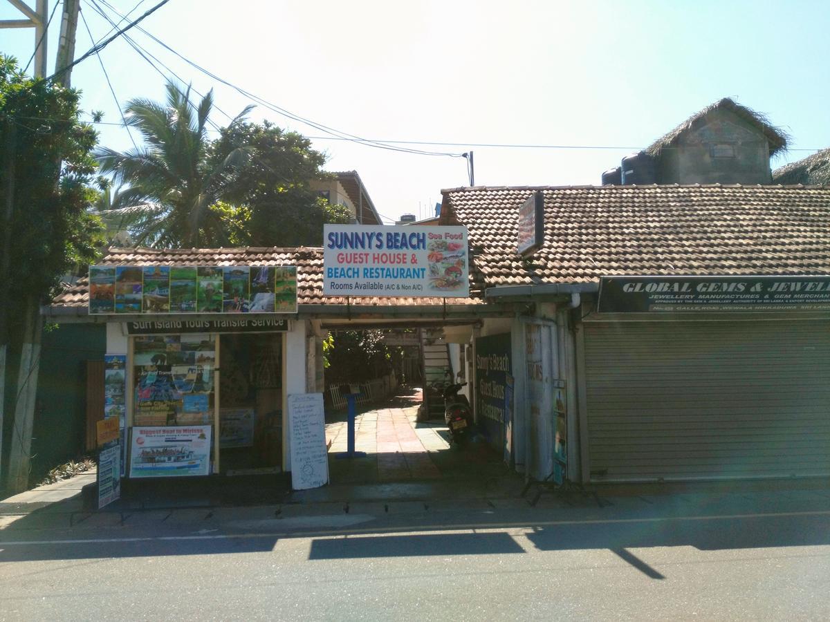 Sunnys Beach Guest House هيكادوفا المظهر الخارجي الصورة